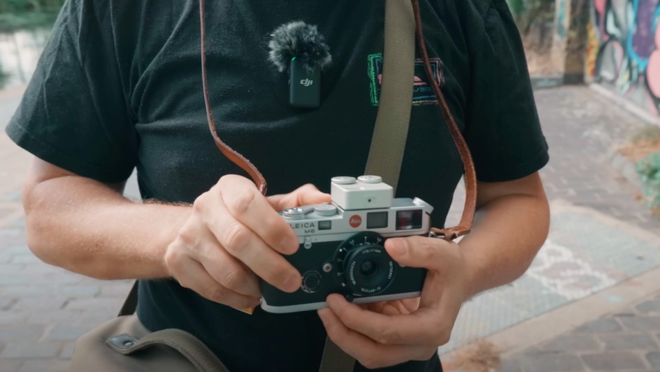 Robin Schimko's camera is analog.  This means you can't simply delete images.  (Image: YouTube the_real_sir_robin)