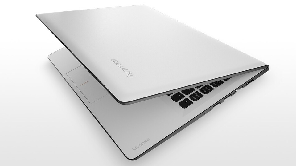 Das Lenovo 500S Ultrabook bietet einen stromsparenden ULV-Prozessor von Intel sowie Nvidias 940M mit 2 GByte VRAM.