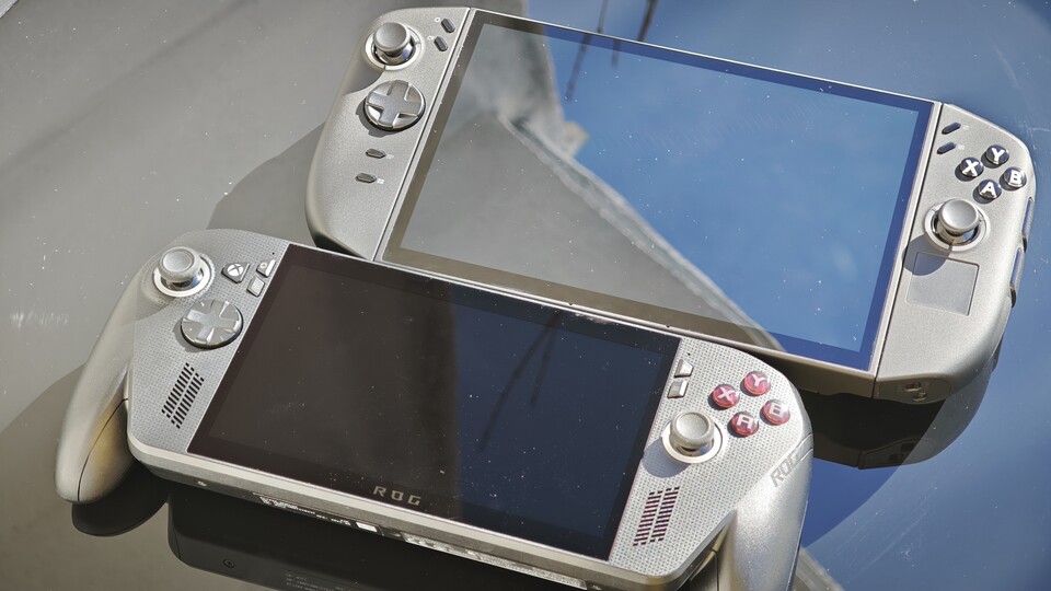 Obwohl der Legion Go 2 den besten Bildschirm aller Handhelds besitzt, ist das Spielen mit dem Asus ROG Xbox Ally X einfach viel angenehmer. (Bildquelle: Duy Linh DinhGameStar Tech)