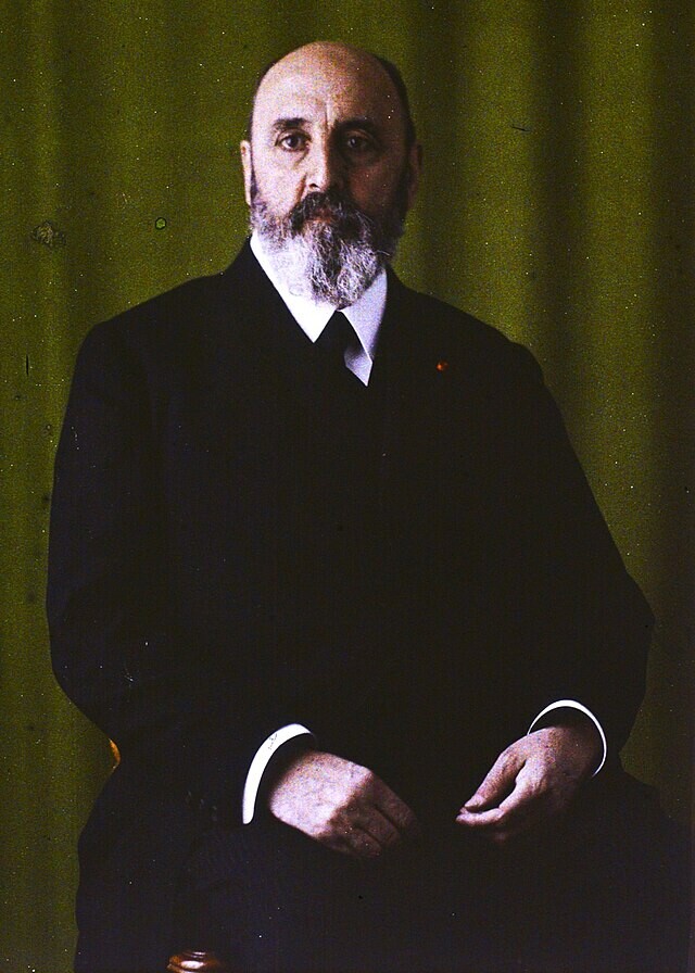 Leonardo Torres Quevedo war zu Zeiten der Erfindung des Telekinos bereits ein angesehener spanischer Ingenieur, hier einige Jahre später, 1921. (Bildquelle: Wikimedia Commons)