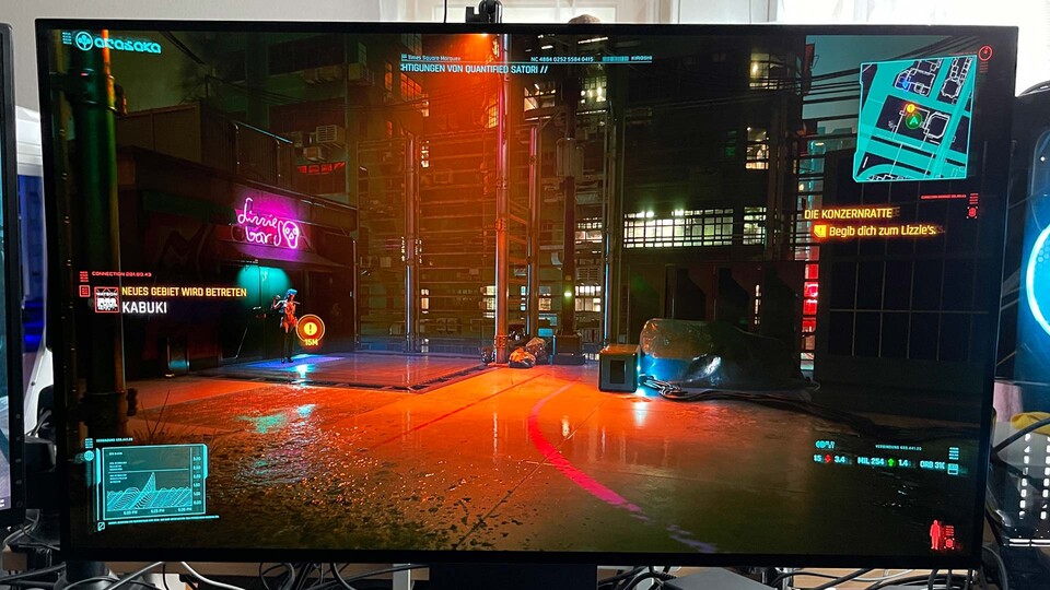 Gerade in Spielen wie Cyberpunk 2077 ist das OLED-Display ein absoluter Traum.