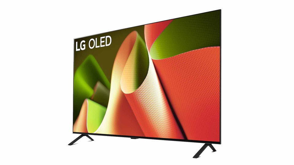 Im Gegensatz zum Vorgänger setzt LG beim B4 auf zwei Standfüße – ideal, wenn ihr eine Soundbar habt.