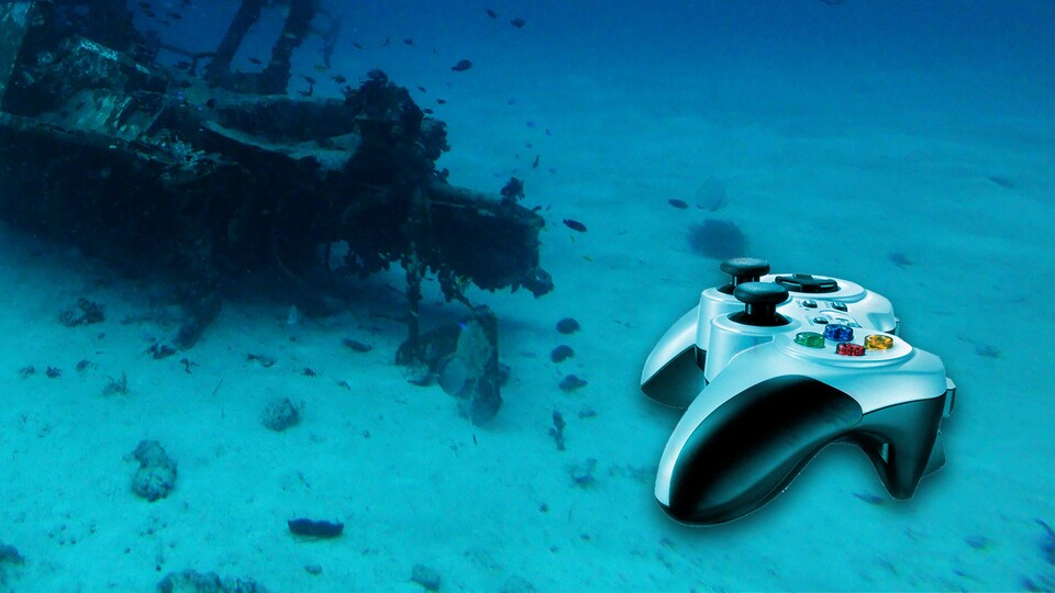 Hier seht ihr den Logitech F710 in seinem natürlichen Habitat. Ein weiteres Beispiel für Plastikmüll in den Ozeanen.