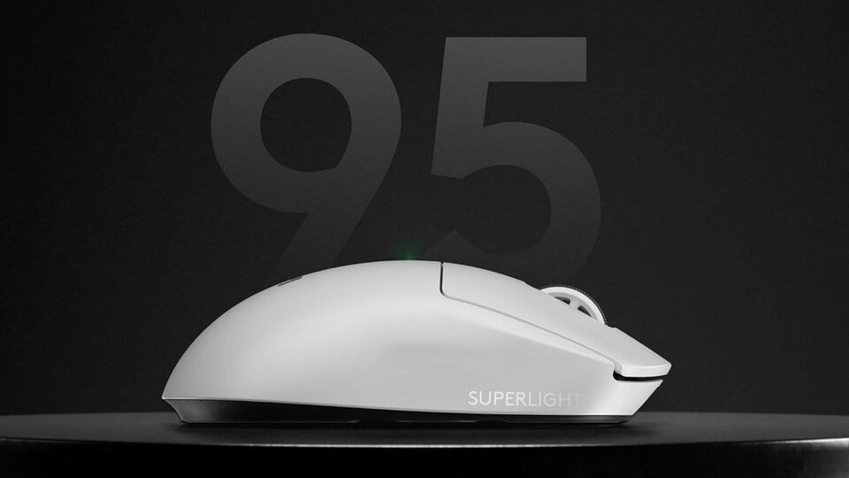 Mit nur 60 Gramm Kampfgewicht gleitet die kabellose Gaming-Maus von Logitech extrem leichtgängig und fast schwerelos über euer Mauspad.