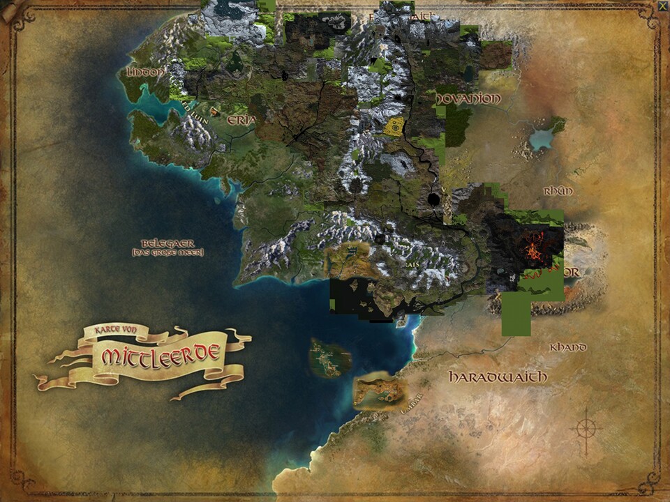 Diese Karte habe ich in mühevoller Kleinstarbeit selbst gebastelt. Sie zeigt die offizielle Map von HdRO und darüber habe ich die Ingame-Karten der Spielwelt gelegt. Dadurch ist schön zu sehen, wie viel von Mittelerde bereits erkundet werden kann. Und ja, viele Fans sind so verrückt wie ich!