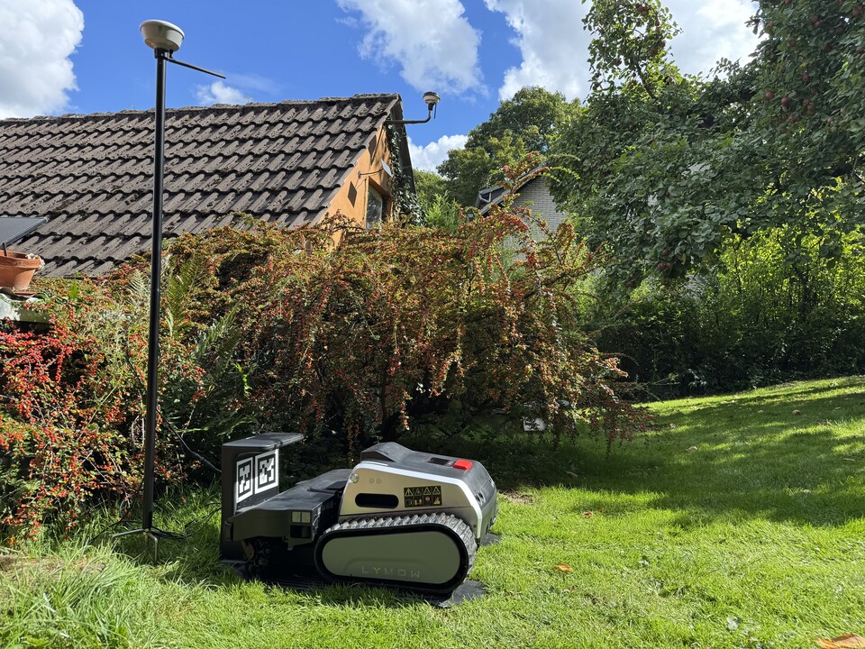 Mit dem langsamen Ladegerät dauert das Laden wirklich lange.