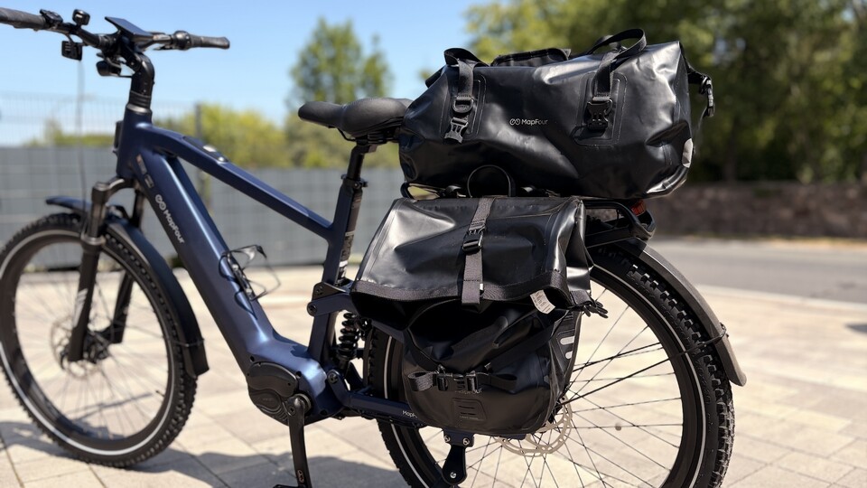 Haupt- und Seitentasche für den Gepäckträger: Bis zu 25 Kg schleppt das Roam.