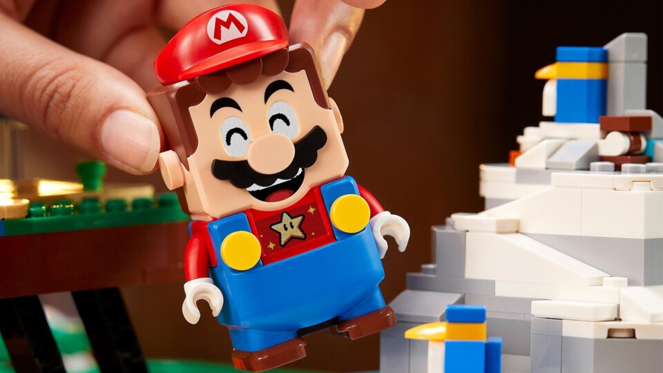 Der LEGO Mario ist mit dem Set kompatibel und lässt euch auf Sternenjagd gehen.