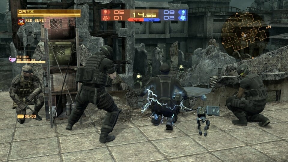 Der Beta-Test von Metal Gear Online wurde wegen eines Exploits kurzzeitig unterbrochen.
