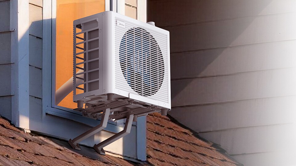 Das Außengerät der Midea Portasplit könnt ihr einfach am Fenster aufhängen - ganz ohne Bohren!