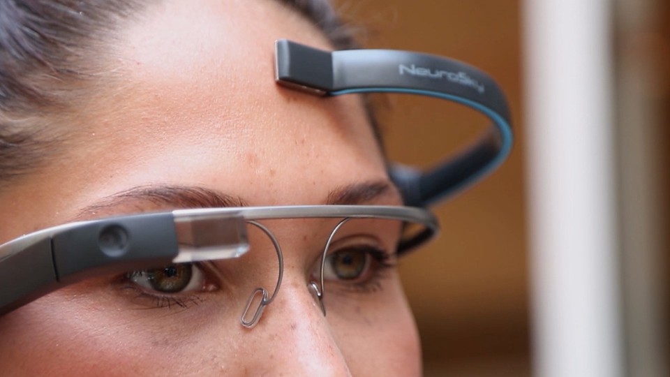 MindRDR kann Funktionen von Google Glass durch Gedanken steuern.
