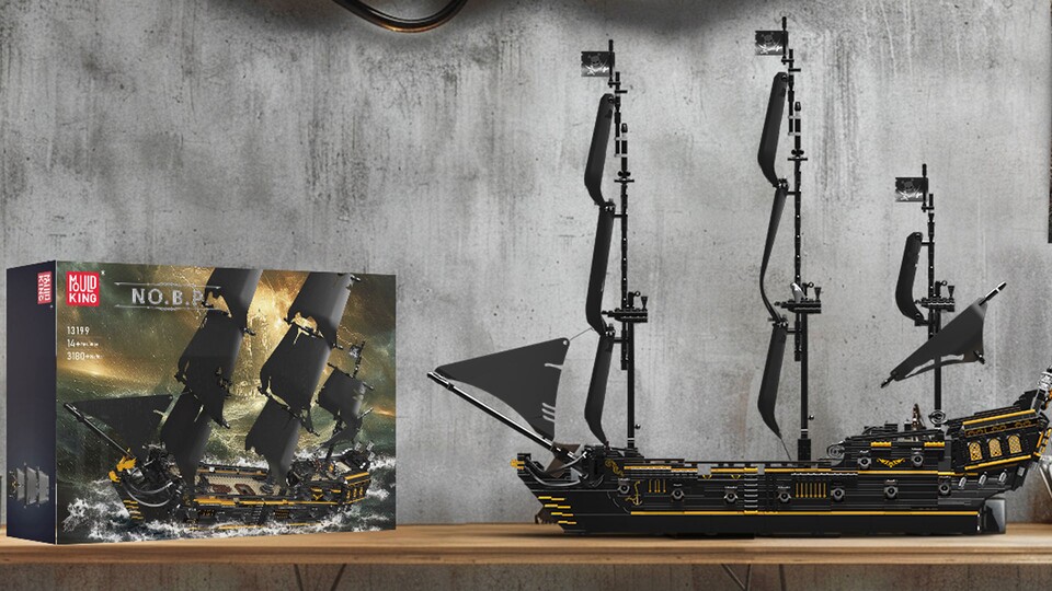 Das fertige Schiff ist etwa 25 cm breit, 76 cm lang und 61 cm hoch.