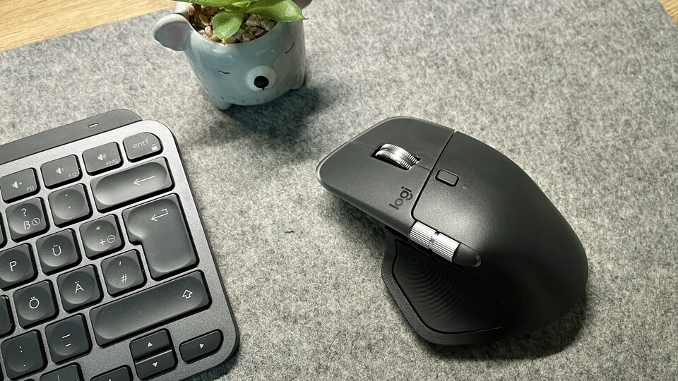 Das neue Kunststoffgehäuse der Master 4 fühlt sich gut an und ist weniger schmutzempfindlich.