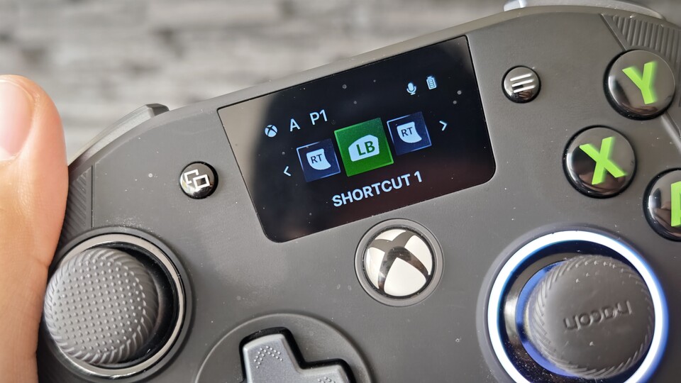 Das Display erlaubt es auch, den Controller auch ganz ohne App zu konfigurieren. (Bildquelle: Duy Linh DinhGameStar Tech)
