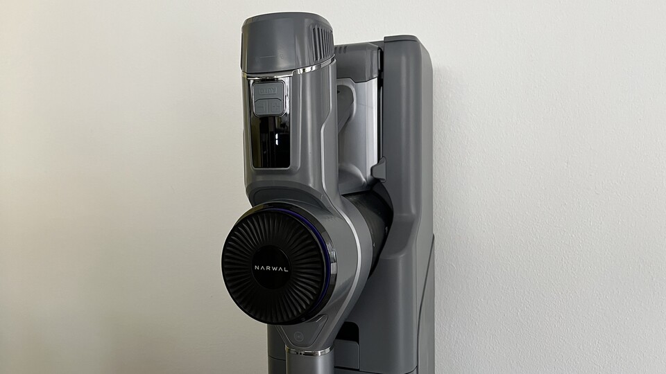 Auf dem Display wird der aktuelle Ladestand angezeigt - hier ist es 1 Prozent.