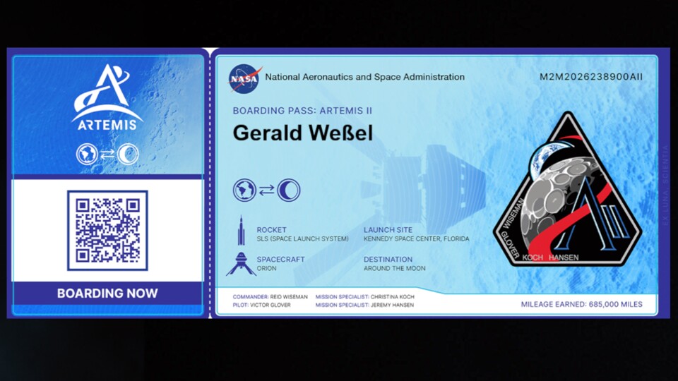 So schaut die Boarding-Karte aus. Wer den QR-Code scannt, kommt zur Website des virtuellen Gäste-Programmes der NASA. Es räumt euch einige Nettigkeiten sowie Links zu zukünftigen Streams von Raketenstarts ein. Zudem dürft ihr virtuelle Sticker sammeln.
(Bildquelle: NASA)