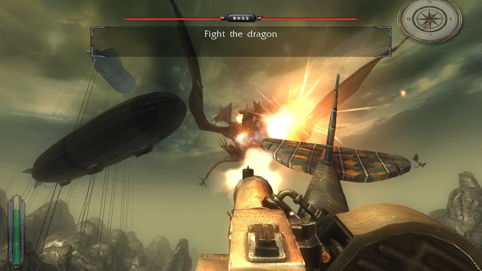 Bosskampf in der Luft gegen einen Drachen; wir schießen auf seine Feuerbälle, bevor sie unser Flugzeug treffen.