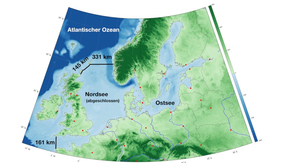 Karte der Nord- und Ostsee mit den vorgeschlagenen Positionen der Dämme. Hier ist auch gut der dunkelblaue Tiefbereich nahe der nordwegen Küste zu erkennen. Bildquelle: Geomar und nach Groeskamp, S., and J. Kjellsson