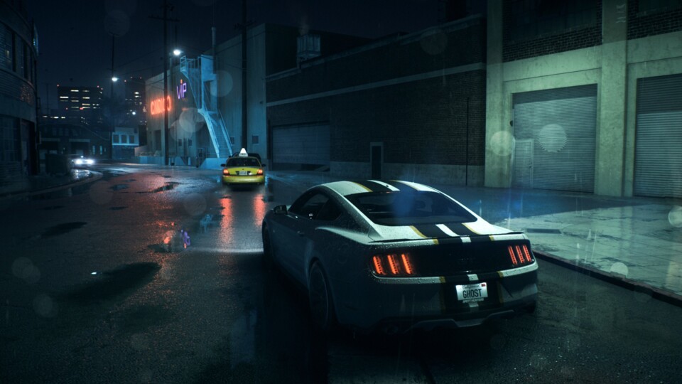 Ventura Bay ist quasi eine geschrumpfte Kopie von Los Angeles bei Nacht – und unheimlich atmosphärisch.