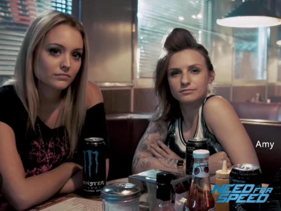 Amy seht ihr auf der rechten Seite. Bildquelle: Need for SpeedEAAsep89