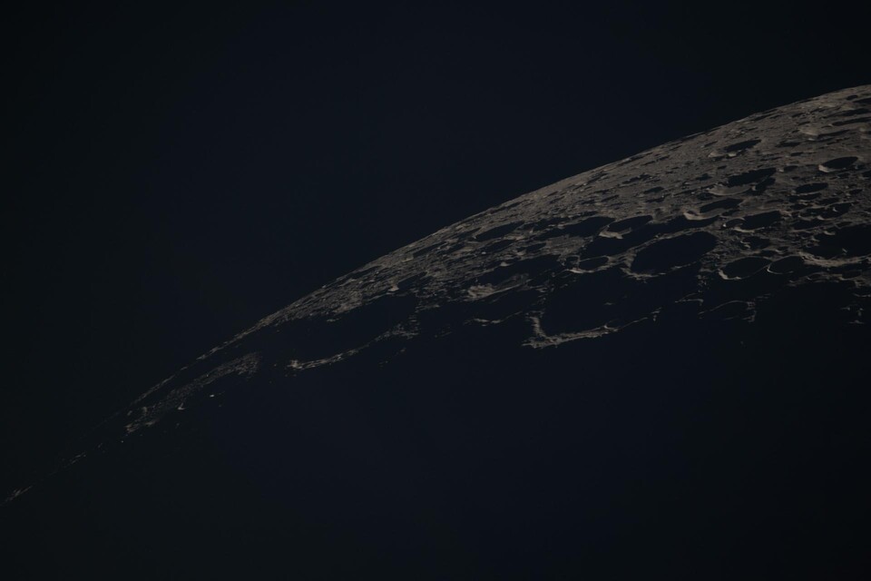 Für Fotos mit extrem wenig verfügbaren Licht ist eine hohe ISO-Empfindlichkeit zwingend notwendig, wenn eine Langzeitbelichtung nicht möglich ist. (Bildquelle: NASA)