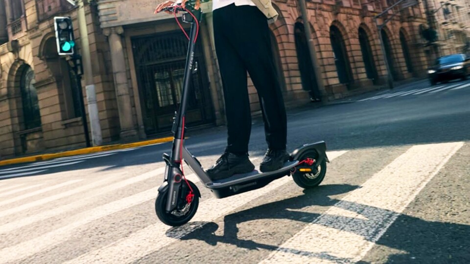 Das obere Ende der Fahnenstange, was E-Scooter mit Straßenzulassung von Segway-Ninebot angeht.