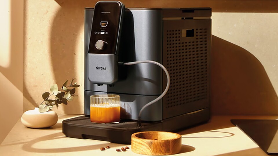 Mit dem coolen Kaskadeneffekt bei der Zubereitung des Nitro Kaffees, habe ich schon den ein oder anderen Besuch beeindruckt!