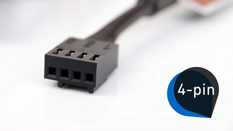 Der 4-polige Stecker findet auf nahezu jedem Mainboard seinen Platz. Im Lieferumfang sind auch Splitter enthalten, um mehrere Lüfter zu koppeln.