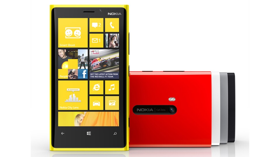 Der Zwang zur Kacheloberfläche soll vermutlich das Interesse der breiten Masse an Windows-Smartphones wie dem Lumia 920 verstärken.