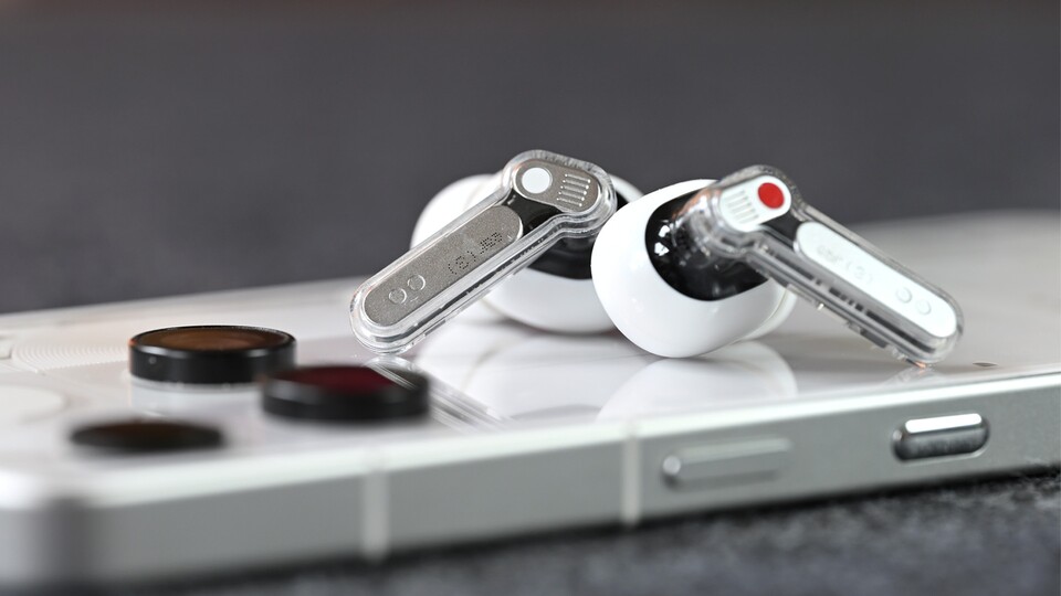 Neben dem Case wurden die In-Ears selbst überarbeitet.