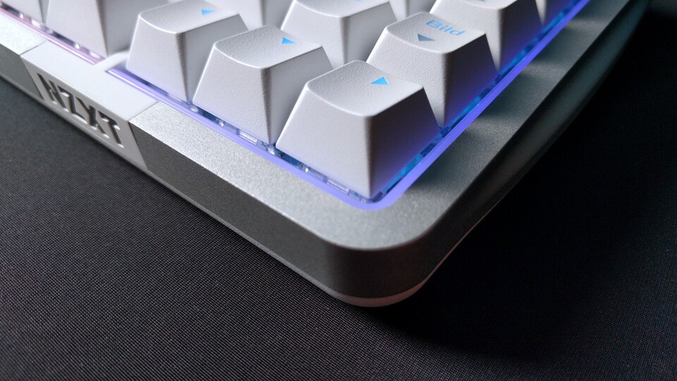 Der LED-Rahmen sieht auf den Produktbildern des Herstellers anders aus. (Bildquelle: Nele WobkerGameStar Tech)