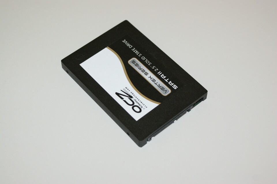 OCZ Vertex : Die ersten SSDs wurden mit zunehmender Nutzung immer langsamer. Moderne SSDs haben das Problem nicht mehr.