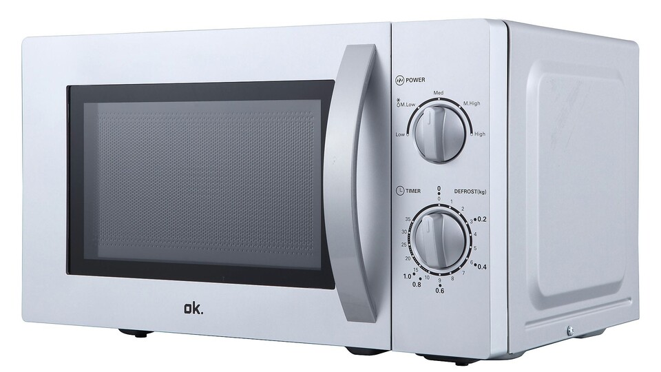 Zwei Regler, eine Tür – mehr braucht eine Mikrowelle nicht, finde ich.
