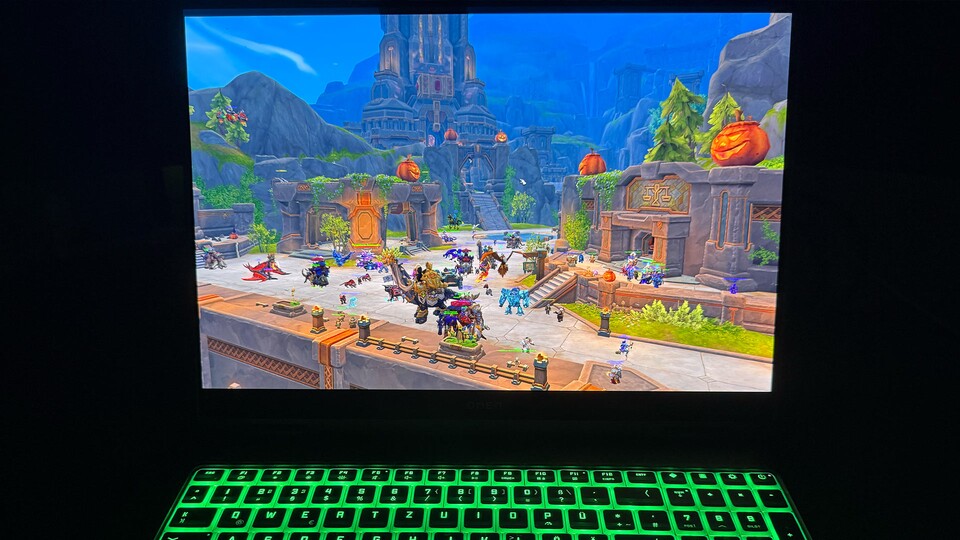 OLED sorgt einfach für ein kräftiges und tolles Bild.