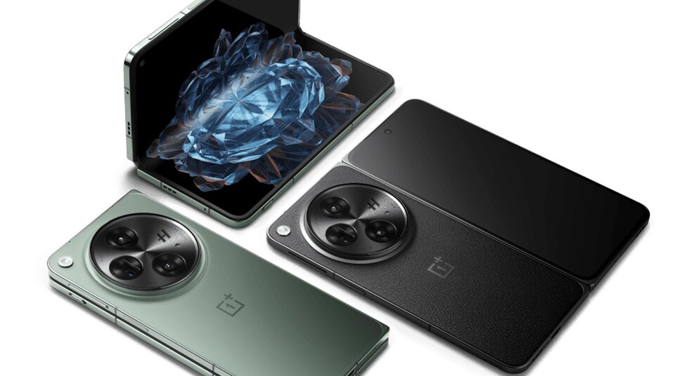 Die Display-Specs der ersten Generation: Innendisplay mit 7,82 Zoll, außen 6,31 Zoll. Bildwiederholrate zwischen 1 und 120 Hertz sowie eine 2K-Auflösung bei 431 ppi. Außerdem bis zu 2800 Nits hell.