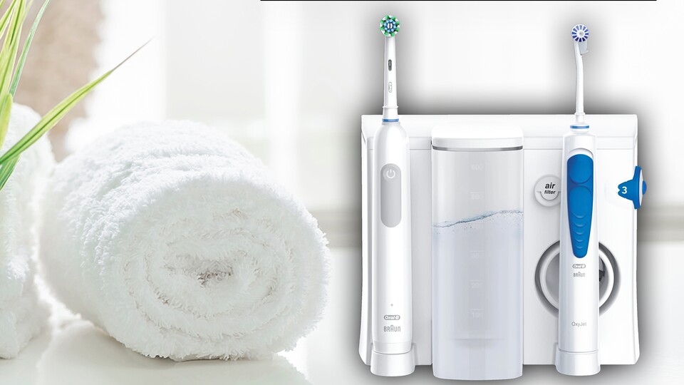 Nicht 2-in-1, aber dafür ist das Oral-B Oral Health Center PRO eine solide Kombi aus Zahnbürste und Munddusche für deutlich weniger als 100 Euro.