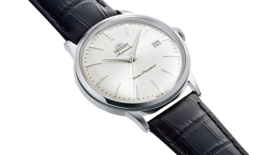 Die meisten Uhrenhersteller produzieren ein Modell mit verschiedenen Zifferblattfarben. (Bild: Orientwatches)