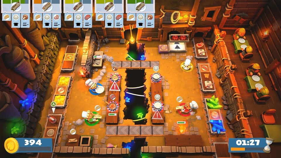 In Overcooked 2 ist immer maximaler Stress angesagt, wenn euch nicht die komplette Küche um die Ohren fliegen soll.