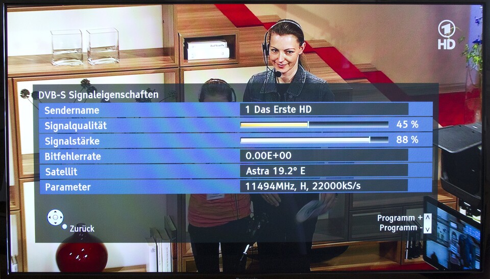 Das TV-Bild über DVB-S ist gut, seine Stärken spielt das Plasma-Panel aber erst bei Full-HD-Material aus.