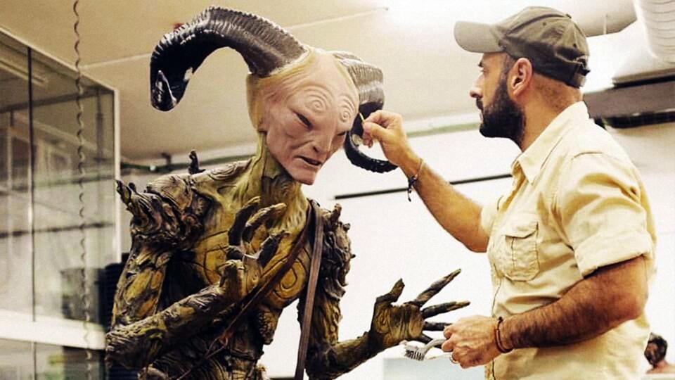 Der Faun Pan musste in Pans Labyrinth teilweise mit Puppenspielern bedient werden. (Bild: Warner Bros.)
