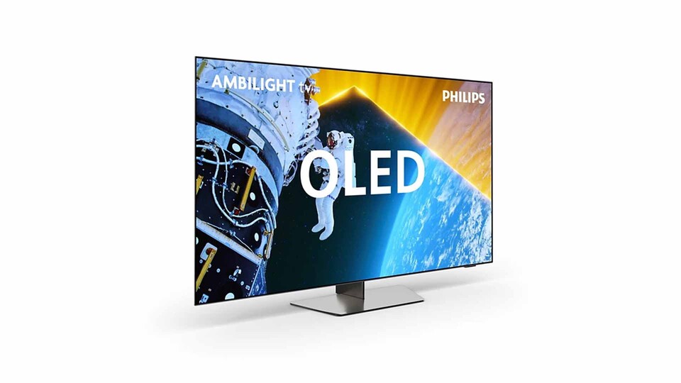 Staubt ihr den TV ab oder müsst ihr an die Anschlüsse heran, schwenkt ihn ganz einfach nach links und rechts.