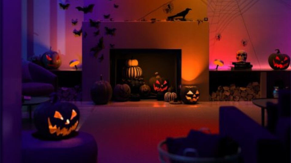 Philips Hue zeigt im firmeneigenen Blog beispielhaft, wie ihr mit smarter Beleuchtung Halloween-Feeling schafft.