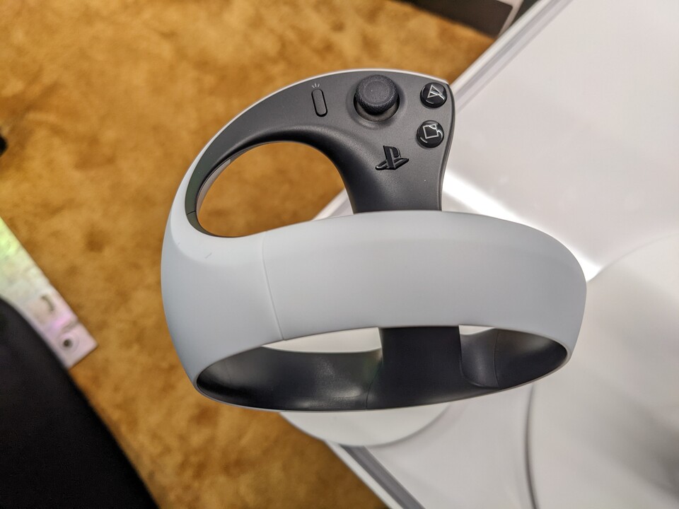 Der Controller für das neue Playstation VR 2 Headset hat jetzt auch adaptive Trigger.