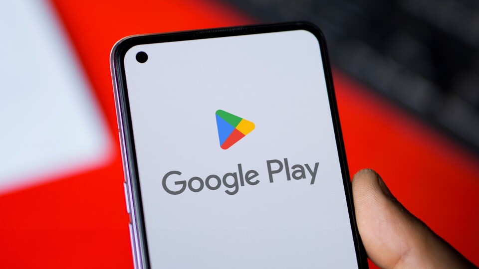 Google verschärft Play Store Richtlinien. (Bild: Asobe Stock - Mojahid Mottakin)