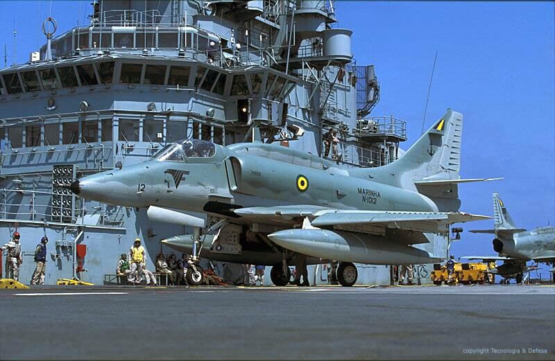 Eine AF-1 Skyhawk (A-4KU) an Bord der São Paulo. (Bildquelle: Xataka)