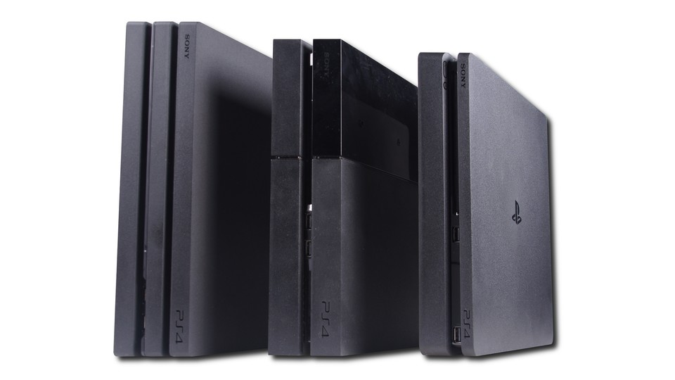 Die PlayStation 4 Pro ist knapp die größte PlayStation 4, mit einer Rechenleistung von 4,2 Teraflops ist sie aktuell gleichzeitig auch klar die schnellste Sony-Konsole.