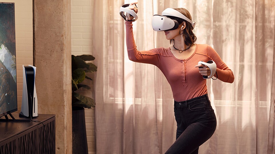 Mit der PSVR2 ist Muskelkater vorprogrammiert: Mit der VR-Brille zockt ihr nicht nur im Stehen, sondern bewegt euch auch - damit wird das Hobby zum Sport. Euer Körper dankt es euch!