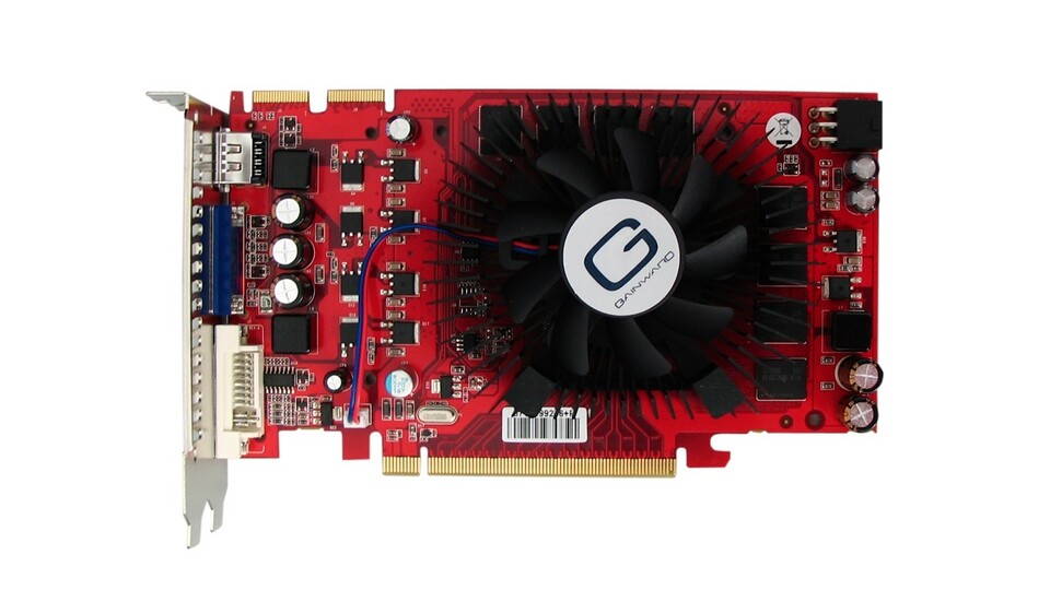 Das Topmodell der Serie, die Radeon HD 3870, tritt mit RV670 XT-Chip 777 MHz Takt in Konkurrenz zur Geforce 8800 GT.