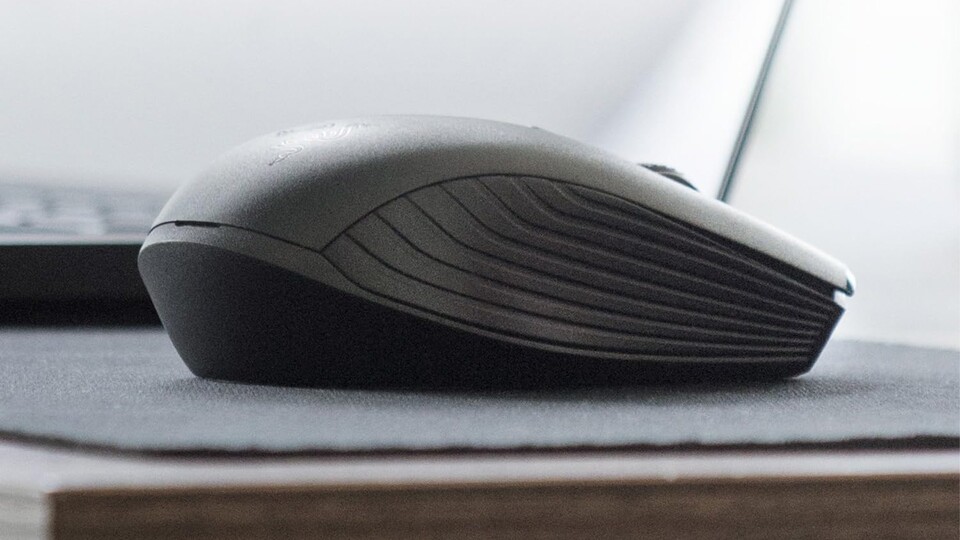 Die Razer Atheris trifft mit ihrem Design den perfekten Sweet Spot zwischen unaufdringlicher Bürooptik und eleganter Gaming-Ästhetik!