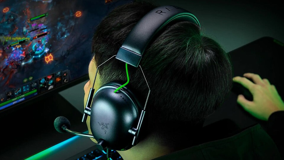 Das Headset ist bequem und bietet euch alle Vorteile, die ein gescheites Gaming-Headset liefern muss!